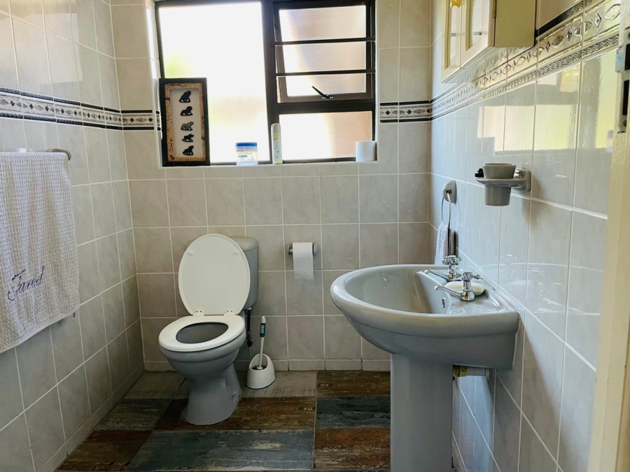 4 Bedroom Property for Sale in Dorchester Heights Eastern Cape